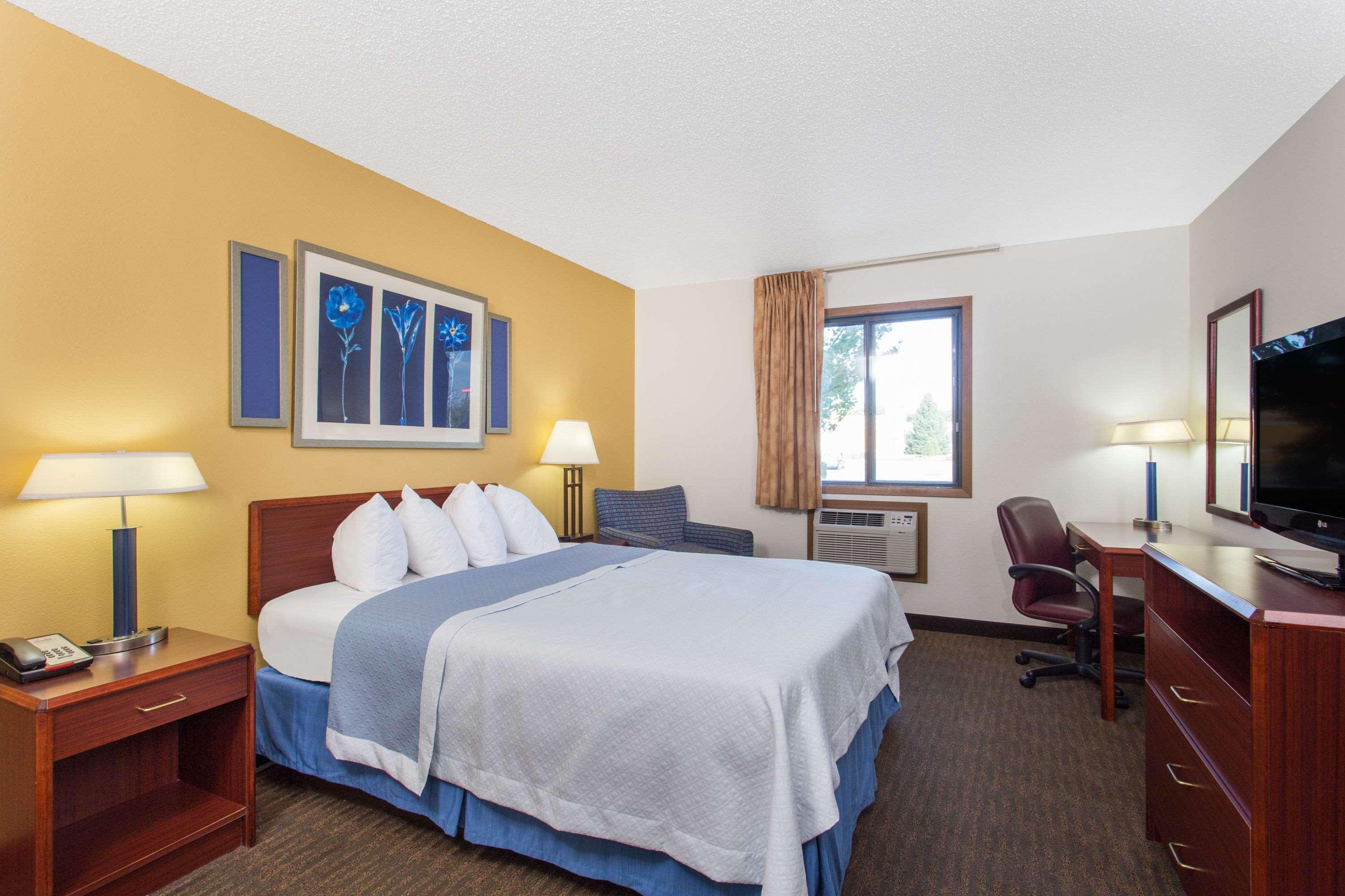 Days Inn By Wyndham Austin Esterno foto