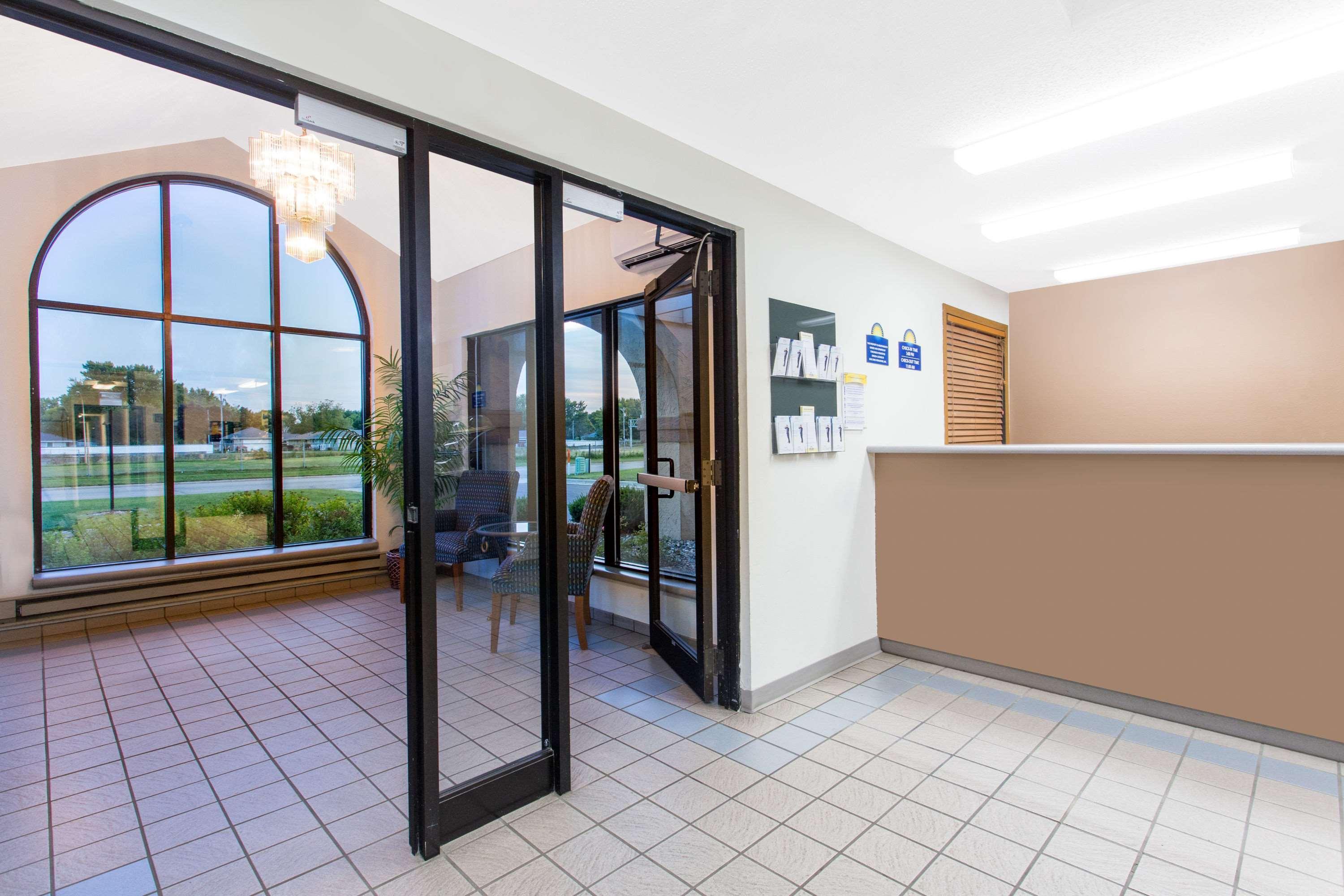 Days Inn By Wyndham Austin Esterno foto