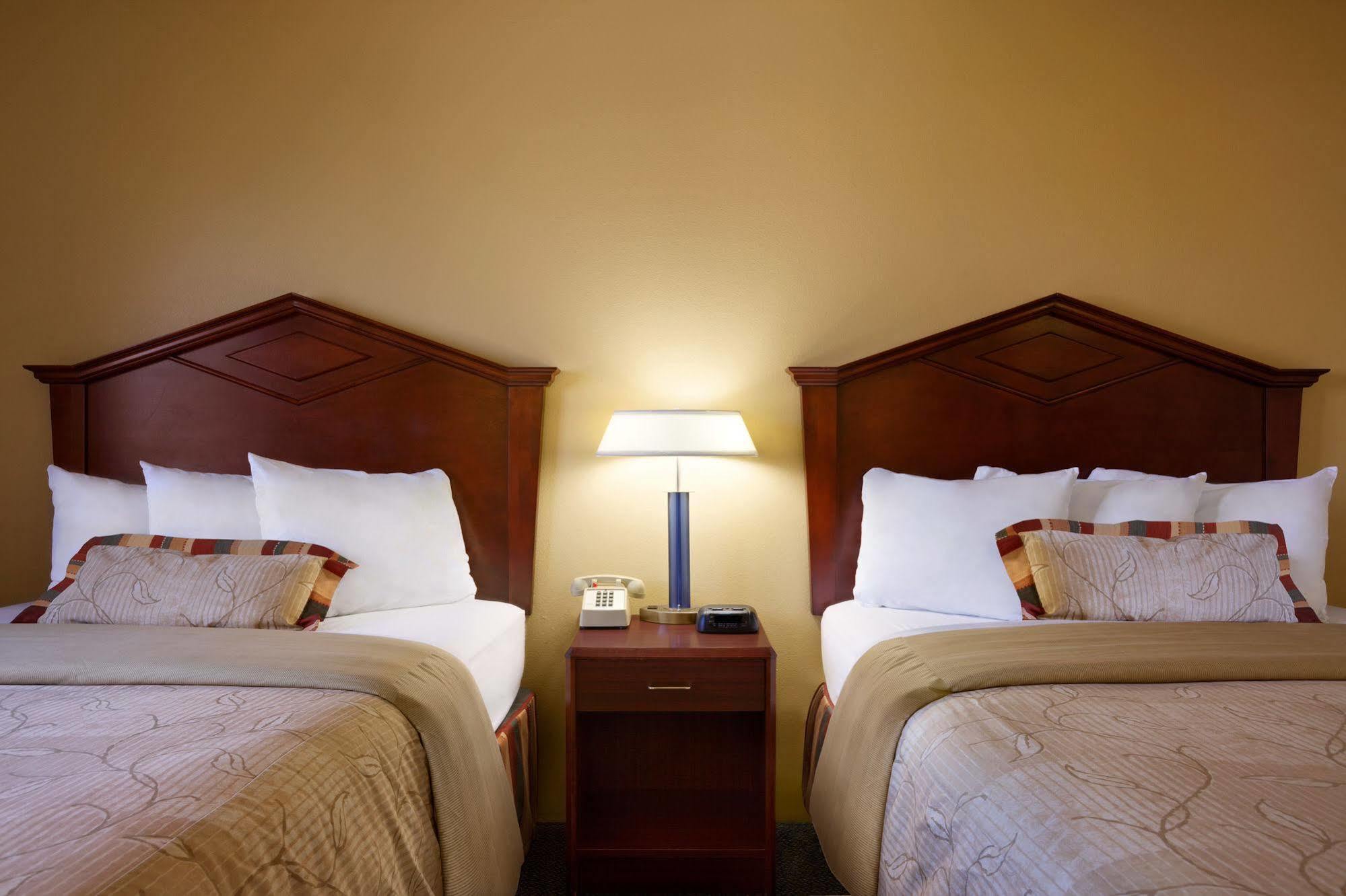 Days Inn By Wyndham Austin Esterno foto
