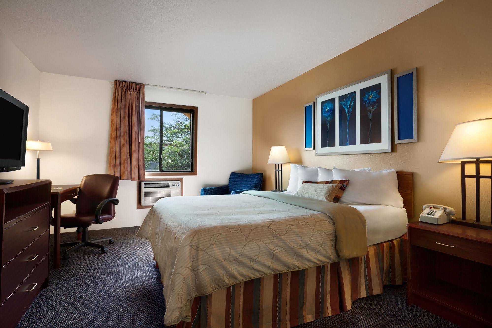 Days Inn By Wyndham Austin Esterno foto