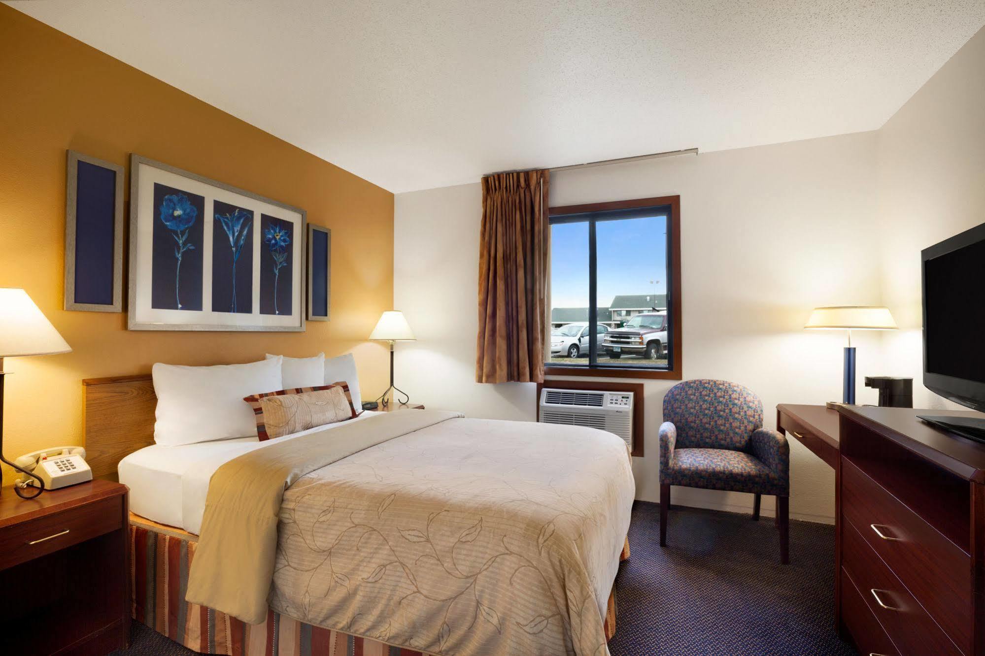 Days Inn By Wyndham Austin Esterno foto
